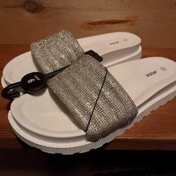 Sparkling Ardene Slides Size 9 NWT - Picture 1 of 9